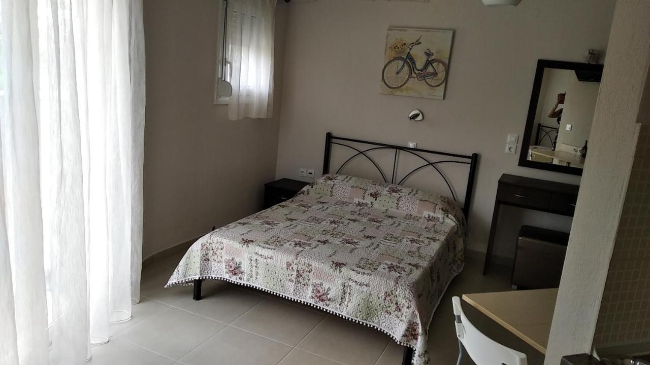 Angie'S Summertime Nea Vrasna Ngoại thất bức ảnh