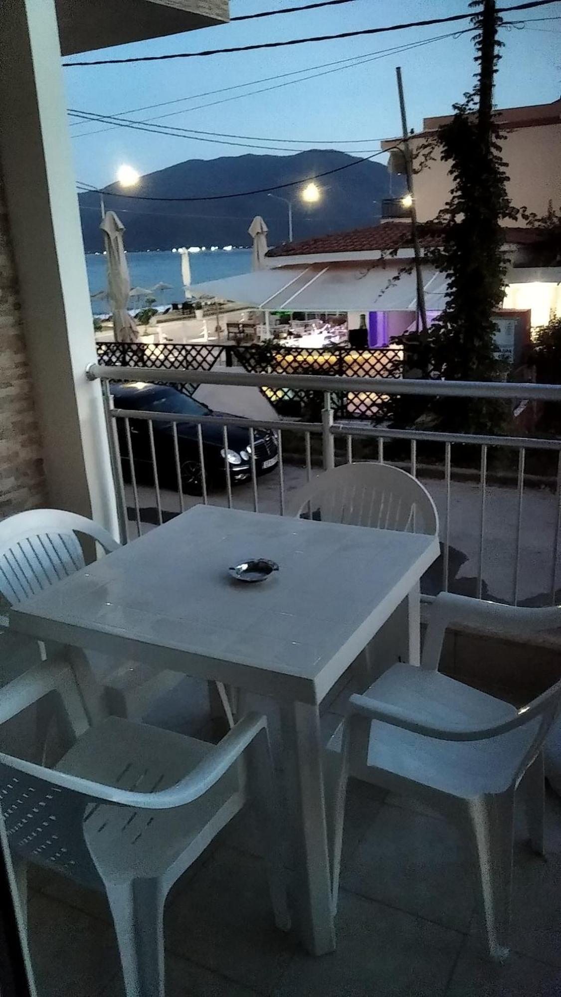 Angie'S Summertime Nea Vrasna Ngoại thất bức ảnh