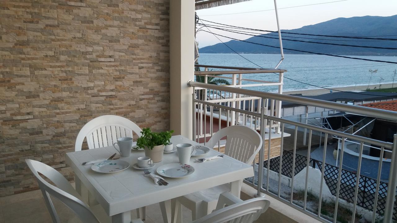 Angie'S Summertime Nea Vrasna Ngoại thất bức ảnh